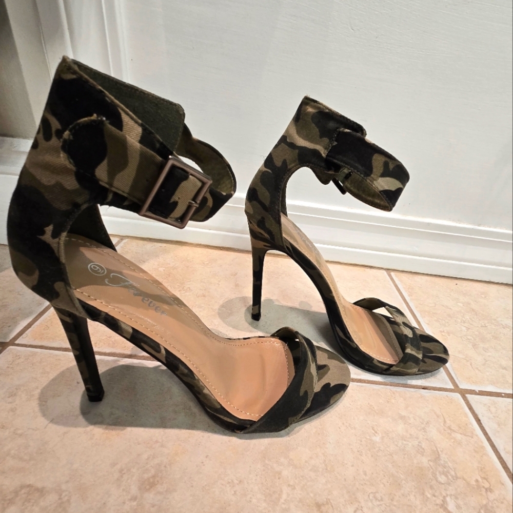Camo heels